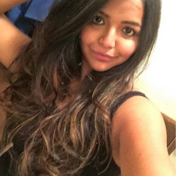 Meet your Posher, Zee - Picture 2 of 2